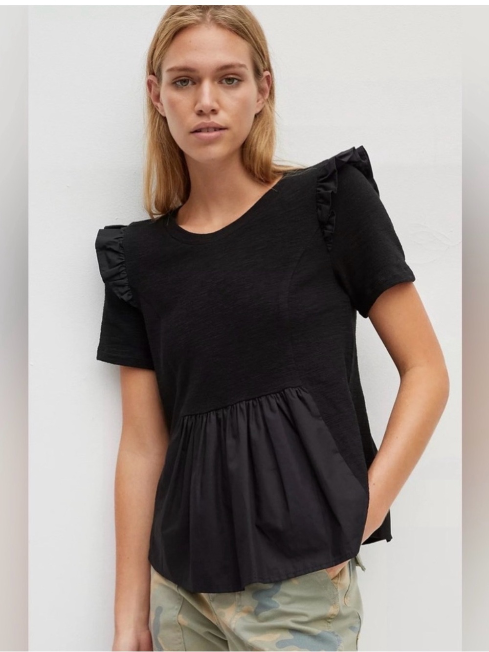 Maeve Joanna Ruffled Mixed Media Size Medium Relaxed Casual Feminine Coquette